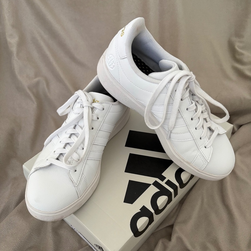 Adidas Grand Court 2.0 White Leather Sneakers 7.5